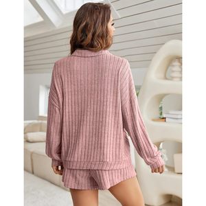 Conjunto de 2 piezas para mujer, top de punto acanalado y pantalones cortos a juego, pijama informal para todas las estaciones, anti-pilling - Product Image 4