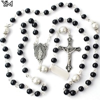 Collier de prière en perles de verre imitation perle avec croix de la Sainte Mère, fait main, pour baptême, avec boîte