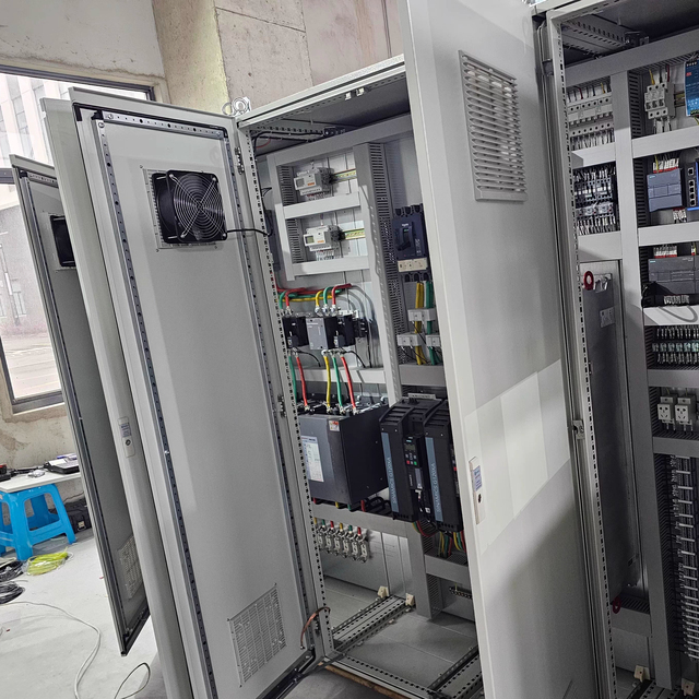 Waterproof Outdoor Telecom Cabinet Solar Battery Enclosure Outdoor Racks With Power Supply System