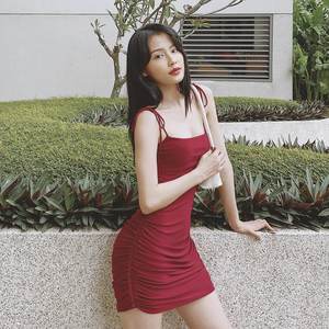 ชุดบอดี้คอนมีสายรัดสปาเก็ตตี้ของผู้หญิงมาใหม่ฤดูร้อนชุดเดรสเข้ารูปเอวธรรมชาติมีระบายระบายซักได้ทำจากเวียดนาม - Product Image 4