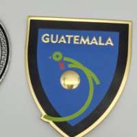 Patchs en TPU ultra-doux 3D métalliques brillants, transferts thermiques personnalisés avec logo, badges à repasser pour les vêtements de sport et les maillots