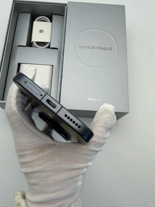 Venta al por Mayor de Teléfonos Móviles HONOR Magic8 Usados, Desbloqueados, 99% Nuevos, Tipo-C, Batería de Larga Duración, 5G, Originales de Segunda Mano - Product Image 3