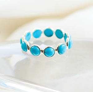 Bague éternité turquoise la plus vendue avec pierre précieuse naturelle en argent 925, bague minimaliste en turquoise à vendre - Product Image 2