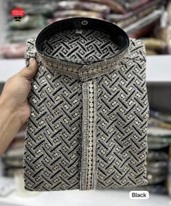 Kurta Pajama de Diseñador para Hombre con Bordado y Lentejuelas en Ambos Lados, Ropa Étnica Informal - Product Image 3