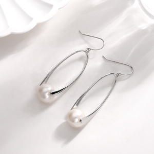 Boucles d'oreilles pendantes KAMMY 10-10,5 mm en perles d'eau douce tendance, mode enfant, argent 925 plaqué platine rhodium - Product Image 3