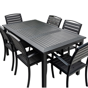 Set Artistico Moderno <span class=keywords><strong>da</strong></span> Giardino <span class=keywords><strong>in</strong></span> <span class=keywords><strong>Legno</strong></span> e Alluminio per Esterni Impermeabile Anti-Corrosione con Protezione Solare Durevole Tavolo e Sedie per 4 Persone 1 Anno - Product Image 1