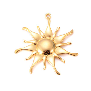 Vente chaude nouvelle niche Style rétro tulipe fraise soleil titane acier 18k plaqué or pendentif bijoux à bricoler soi-même accessoires remise - Product Image 4