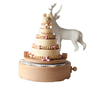 Boîte à musique en bois de hêtre à 3 niveaux fantaisie pour gâteau d'anniversaire, avec ours rotatif à remonter mécaniquement, logo personnalisé - Product Image 1