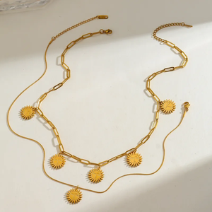 Collier pendentif soleil élégant pour femmes en acier inoxydable 304 plaqué or véritable 18 carats, chaîne serpent avec fermoir à homard, bijoux simples - Product Image 2