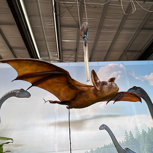 Modèle animal réaliste de chauve-souris suspendue électrique animatronique de parc à thème pour une utilisation intérieure/extérieure dans les parcs d'aventure et les centres commerciaux - Product Image 3