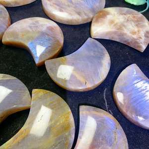 Piedra Lunar Azul Cristal Natural de Alta Calidad en Oferta para Decoración del Hogar - Product Image 4