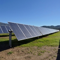 Panneau solaire monocristallin 550W 600W 650W 700W pour usage domestique, module solaire photovoltaïque pour système d'énergie solaire