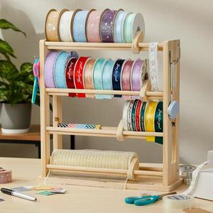 Organizador giratorio de escritorio de 3 niveles para cintas de madera, para manualidades, costura, floristería y uso en pastelerías. - Product Image 1