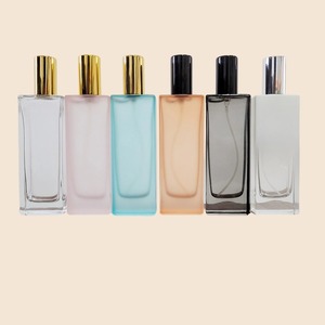 Meilleur Prix Vente Chaude Flacon Vaporisateur de Parfum en Verre Transparent 50ml avec Pompe et Marquage à Chaud - Product Image 3