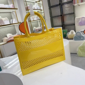 Borsa da spiaggia in PVC e gelatina di plastica con grande capacità di moda - Product Image 4