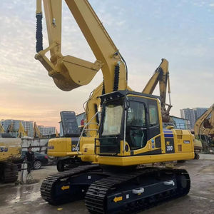 Excavatrice hydraulique Komatsu PC200-8 d'occasion, 20 tonnes, modèle 2022, performances supérieures, moteur et engrenages de marque japonaise, à vendre à prix réduit - Product Image 1