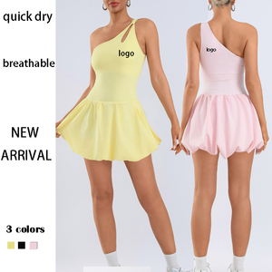 Korte, trendy tenniskleding voor dames met eigen logo, één schouder, sneldrogend, stretch, gevoerde rok, maat S, M, L. - Product Image 1