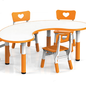 Bureau et chaise classiques <span class=keywords><strong>en</strong></span> <span class=keywords><strong>bois</strong></span> pour enfants, élèves, étudiants, style <span class=keywords><strong>ancien</strong></span>, simple place - Product Image 1