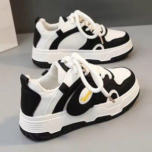 HF6606 Nouvelles chaussures pour femmes 2025 Été et automne Respirantes Semelle épaisse Sports et décontractées Polyvalentes Chaussures pour femmes - Product Image 2