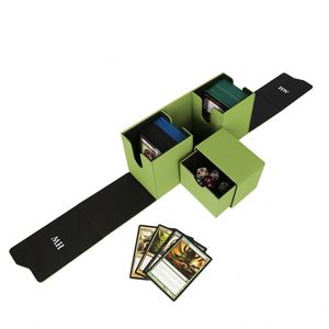 Boîte de jeu de cartes personnalisable en cuir PU vert, coins carrés, portable pour jeux de société de stratégie - Product Image 1