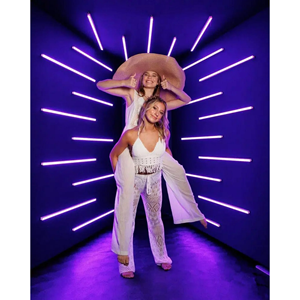 Enceinte LED personnalisée pour photomaton, toile de fond LED pour tunnel de photomaton, enceinte pour photomaton - Product Image 1