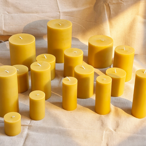 Bougies cylindriques en cire d'abeille, style européen, pour église, prière, salle de méditation bouddhiste, arrangement lumineux, sans fumée, naturelles, semi-artisanales, Chine - Product Image 1