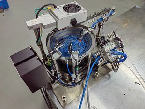 自动小型橡胶O型圈数控料仓送料机 60件/分钟 - Product Image 5