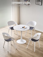 Ensemble de table et de chaises de réunion multifonctionnelles modernes en acier nordique pour la réception, la consultation, les affaires, les meubles de maison