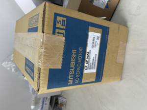 Moteur servo AC Mitsubishi 100% neuf et original HF-SP1024 - Product Image 1