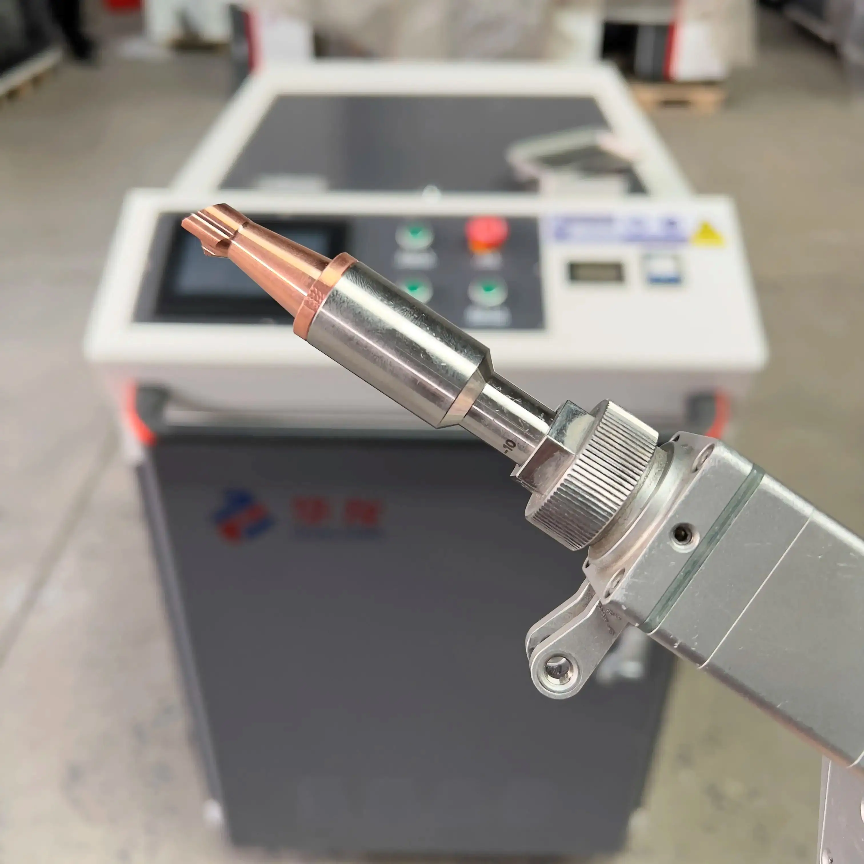 MAX Lazer Welding Machine Handheld Price CNC Fiber metal welding laser machine portable laser welding laser welder
