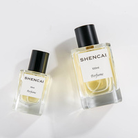 Bouteilles de parfum de luxe carrées de haute qualité personnalisées vides colorées avec couvercle noir et scellant à pompe