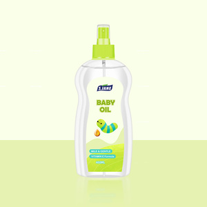 Conjunto de etiquetas de aceite de bebé en grandes cantidades personalizado al por mayor, extracto de coco y fórmula en polvo para el cuidado de la piel sensible, Aceite hidratante para bebé - Product Image 1