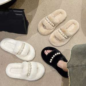 Chaussons confortables en fourrure épaisse pour femme 2026 avec semelle antidérapante épaisse pour l'extérieur en automne, design plat - Product Image 6