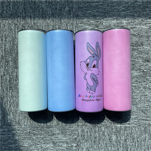 Vente en gros de gobelet blanc à double paroi en acier inoxydable de 20oz à sublimation à changement de couleur pour vinyle pour presse à chaud de transfert par sublimation - Product Image 2