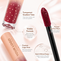 Brillo Labial en Tubo Degradado OEM/ODM, Etiqueta Privada, Venta al por Mayor, Fórmula Cremosa Rojo Baya con Partículas, Tapa Color Durazno Mate, Base de Vidrio