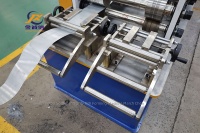 Haute qualité Double tête volet roulant lamelles de porte faisant la Machine enrouler le profil de porte volet roulant rouleau de porte formant la Machine