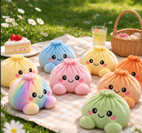 Boîte mystère de jouets en peluche de Noël : Poupée en peluche en forme de boulette de Noël et de pain vapeur arc-en-ciel, cadeau de fêtes