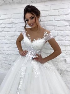 S5898F 2025 New Fashion New Big Trailer Sexy Gauze off Shoulder Three -dimensional Lace Wedding Dresses Sexy - Product Image 3