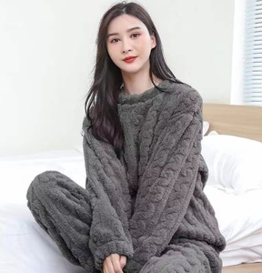 Abito da <span class=keywords><strong>donna</strong></span> morbido e caldo abbigliamento da esterno autunno inverno pigiama in velluto corallo a <span class=keywords><strong>maniche</strong></span> <span class=keywords><strong>lunghe</strong></span> - Product Image 4