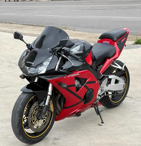 Utilisé pour Yamaha Yzf-r1 en 2011. Motos sportives puissantes, motos d'occasion de haute qualité à vendre - Product Image 4