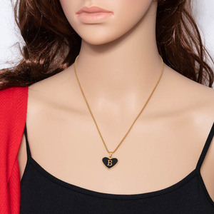Collana Q693 <span class=keywords><strong>con</strong></span> Iniziale a Cuore in Oro, Placcata in Oro 18K, Delicata Collana Personalizzata <span class=keywords><strong>con</strong></span> Disco a Lettera A-Z, 26 <span class=keywords><strong>Collane</strong></span> <span class=keywords><strong>con</strong></span> Alfabeto - Product Image 3