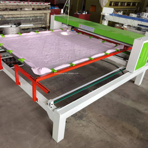 Machine à coudre à tête unique pour couettes et couvertures, idéale pour la confection de matelassage, de literie et de textiles de maison - Product Image 1