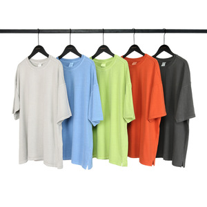 T-shirt noir surdimensionné de haute qualité pour hommes, imprimé en relief, design de créateur, vente en gros au meilleur prix, pour femmes - Product Image 1