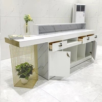 Bureau de réception en forme de L de luxe blanc rose vif de conception italienne moderne pour hôtel, école, hôpital et magasins de détail