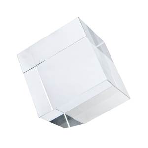 Cube de cristal taillé à angle droit 80x80x80 mm, bloc décoratif en verre transparent - Product Image 1