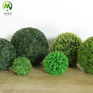 Hot sale artificial boxwood grass ball customized artificial topiary ball plastic leaves hanging ball for decoration