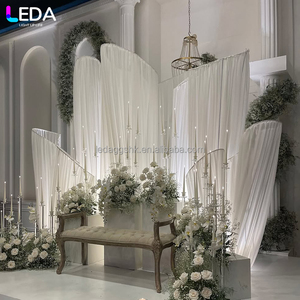 LEDA Fournitures de Décoration de Mariage Nouveauté Moderne Fond Métallique en Tulle Blanc Soie Lactée - Product Image 1