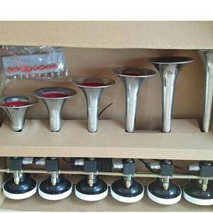 Klaxon musical 24V 150db par 6 trompettes de <span class=keywords><strong>voiture</strong></span> musicale klaxon <span class=keywords><strong>à</strong></span> <span class=keywords><strong>air</strong></span> 8 boutons boîte de commutation adaptée aux camions, camions et bateaux - Product Image 4