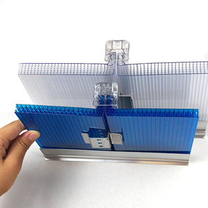 <span class=keywords><strong>Plaque</strong></span> <span class=keywords><strong>de</strong></span> fixation en <span class=keywords><strong>polycarbonate</strong></span> industrielle économique pour toitures d'hôpitaux et d'entrepôts - Écologique et durable - Vente en gros - Product Image 3