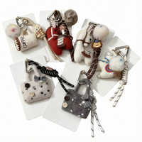 Nouveau porte-clés en alliage tressé style Forêt, pendentif mignon pour sac en forme de poupée en peluche, décapsuleur écologique, chaîne de sac créative et durable